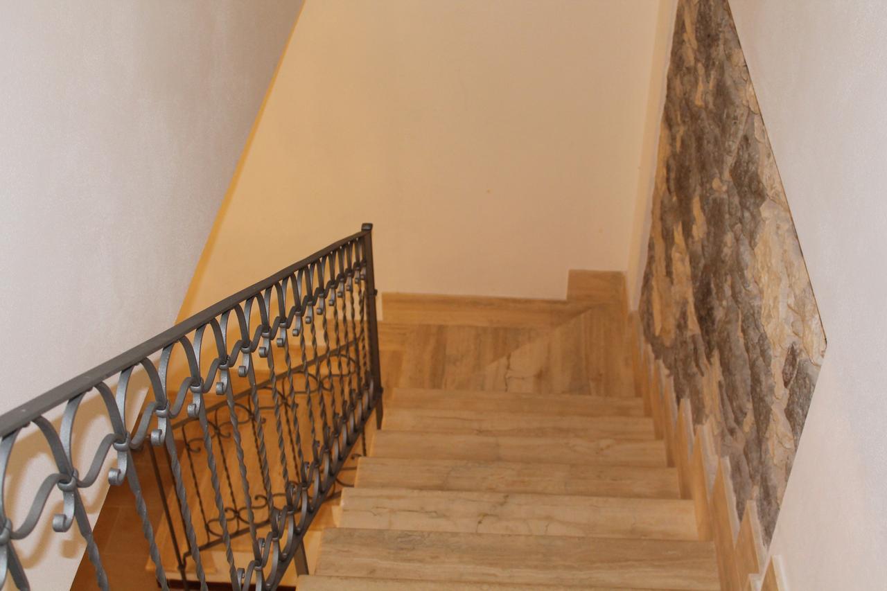 B&B Danonna Ittiri 外观 照片
