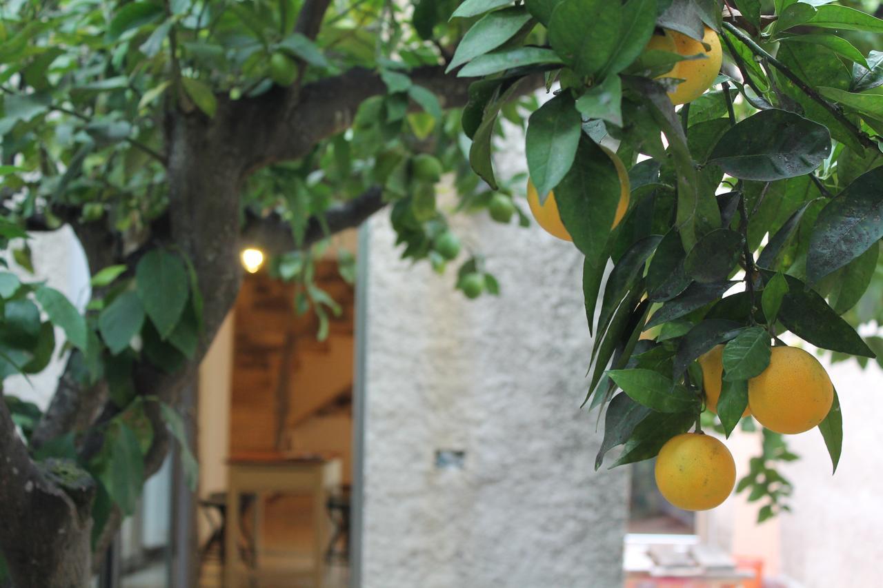 B&B Danonna Ittiri 外观 照片
