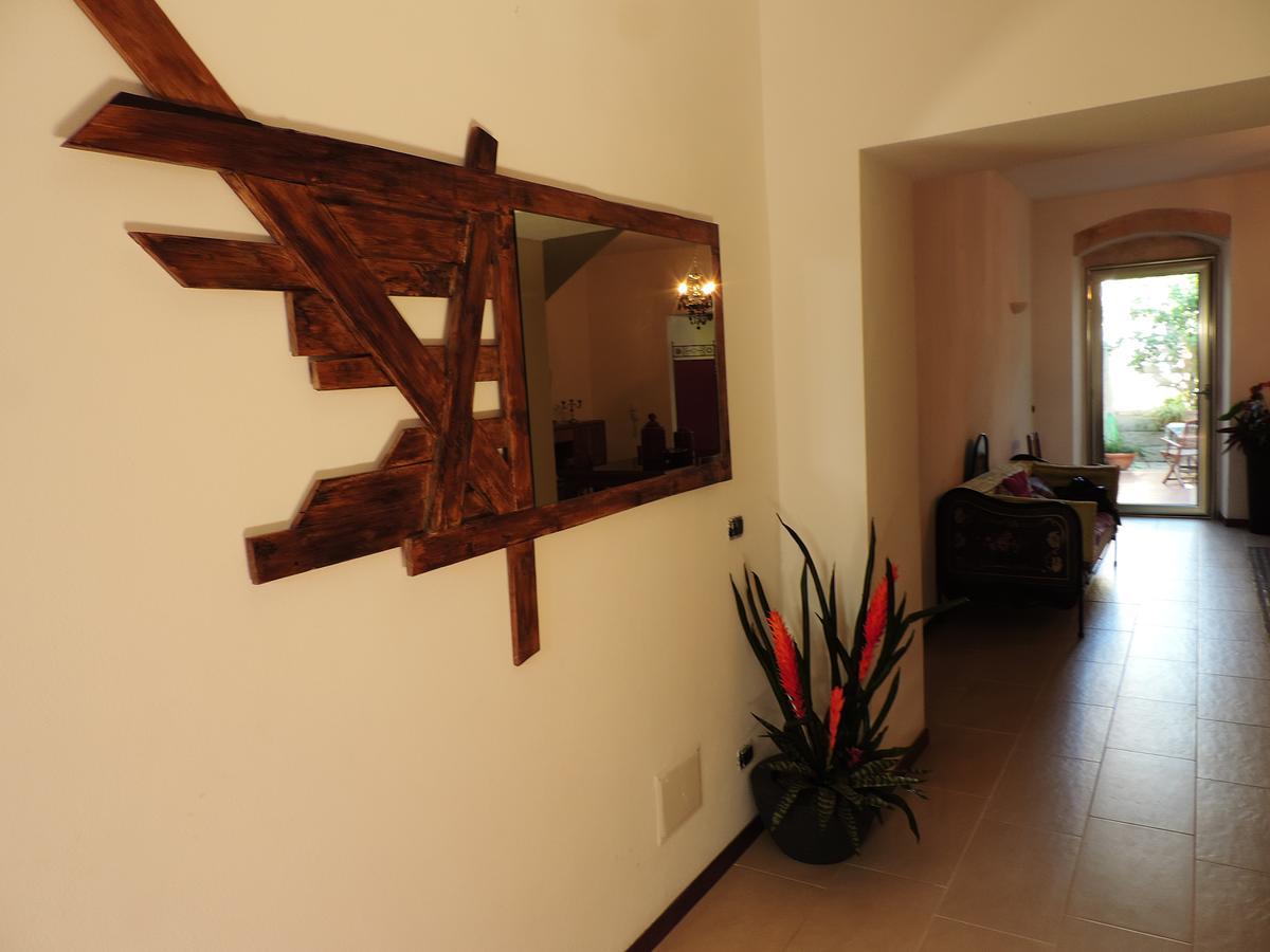 B&B Danonna Ittiri 外观 照片